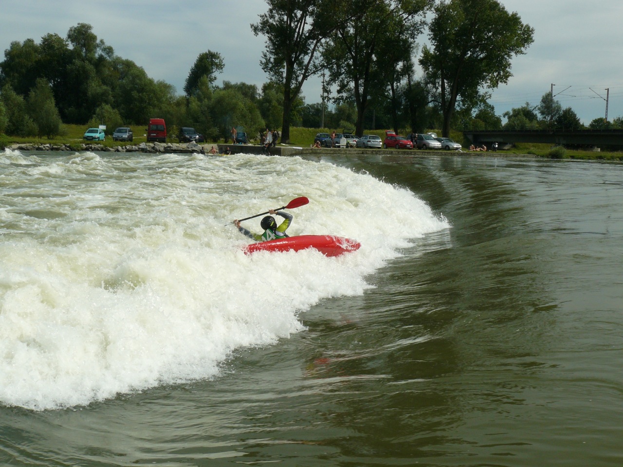 Der Anfang mit dem Wildwasserboot